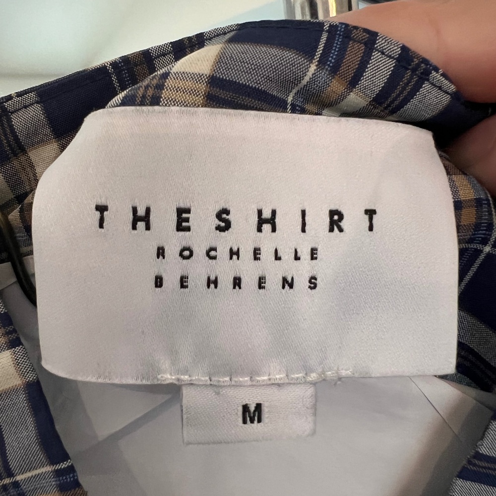 LIKE NEW THE SHIRT by Rochelle Size M
